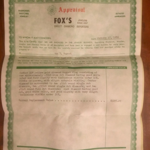 Gold & Diamond Ring - Picture 7 of 7